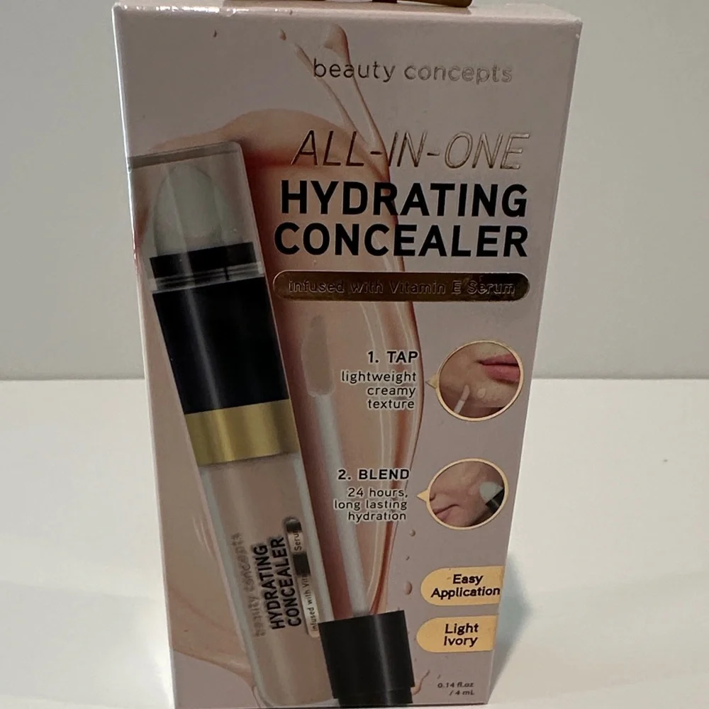 Beauty Concepts All-In-One Hydrating Concealer in Light Ivory.